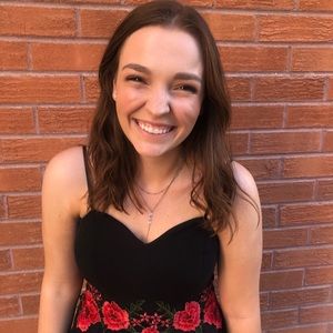 Meet your Posher, Carly